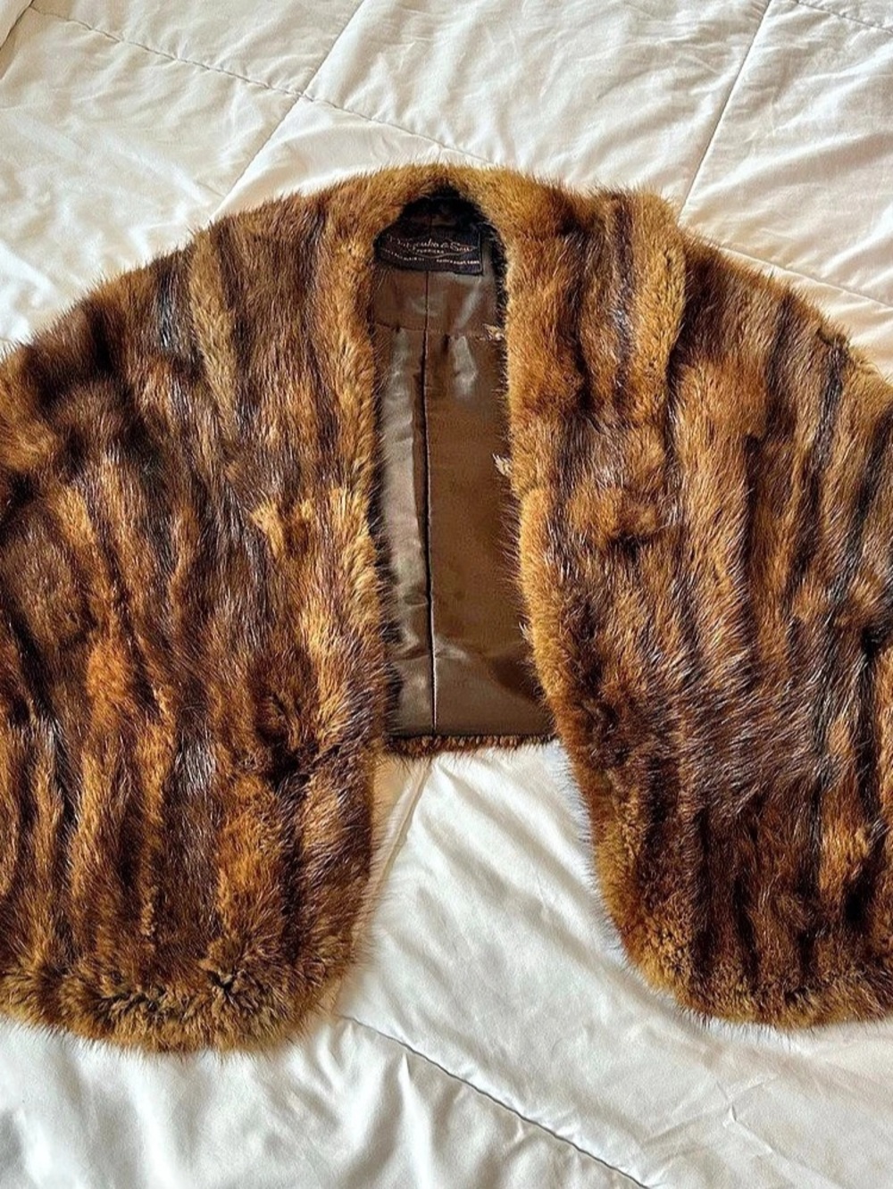Datzsenko & Son Furiers Brown Fur Wrap